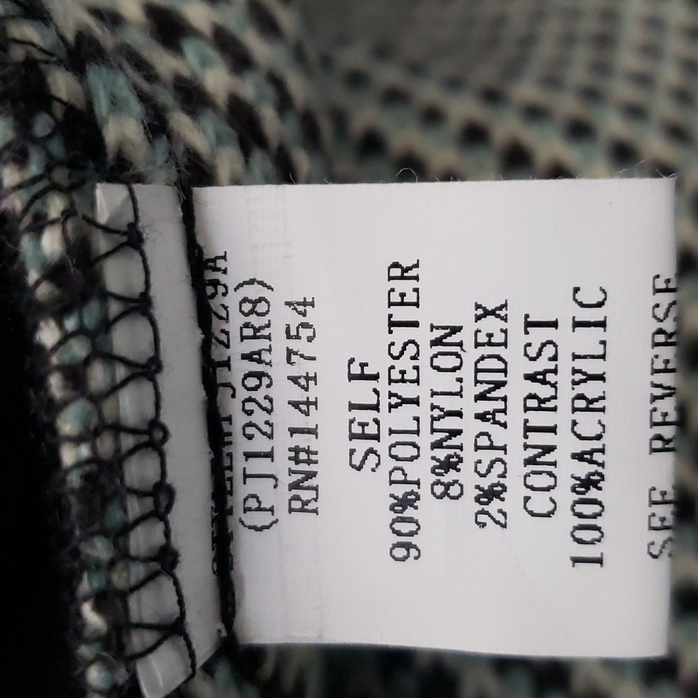 Mixed media Aztec print plus size sweater/jacket. Size 2x. Lagenlook. - Picture 9 of 11